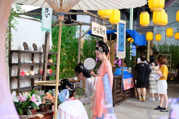 《夢華錄》古風集市沉浸展